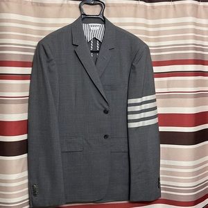 Selling a BRAND NEW - Never worn - Thom Browne jacket straight from Tokyo